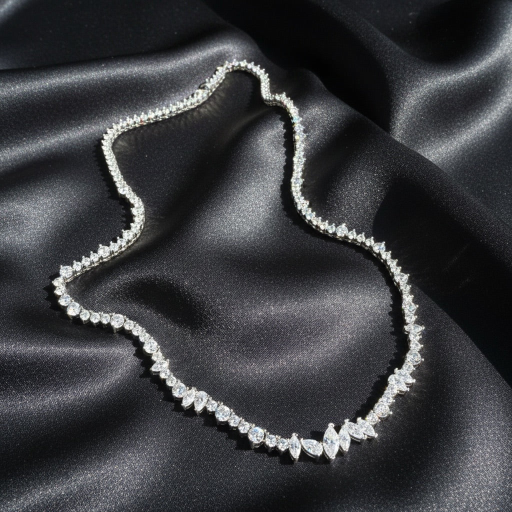 Ays Jewellery 925 ayar gümüş üzeri altın kaplama kolye koleksiyonu — river, zincir ve taşlı tasarımlar
