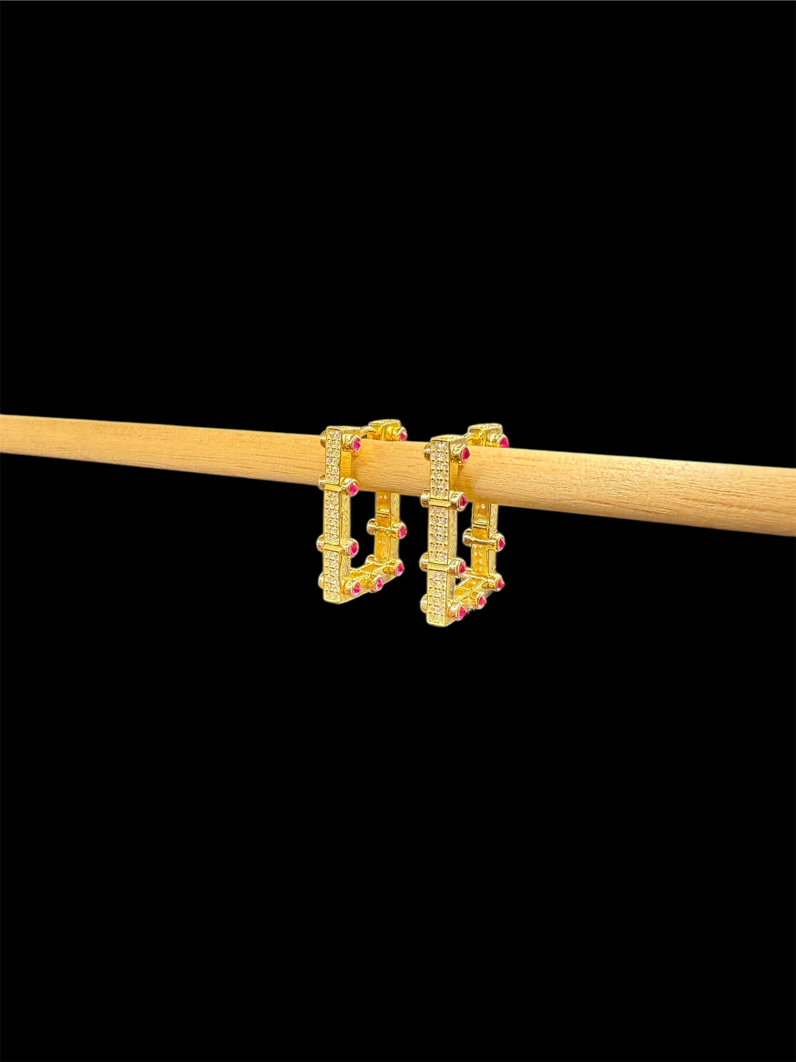 925 Ayar Gümüş Üzeri Altın Kaplama | Güneş Parıltısı Küpeler