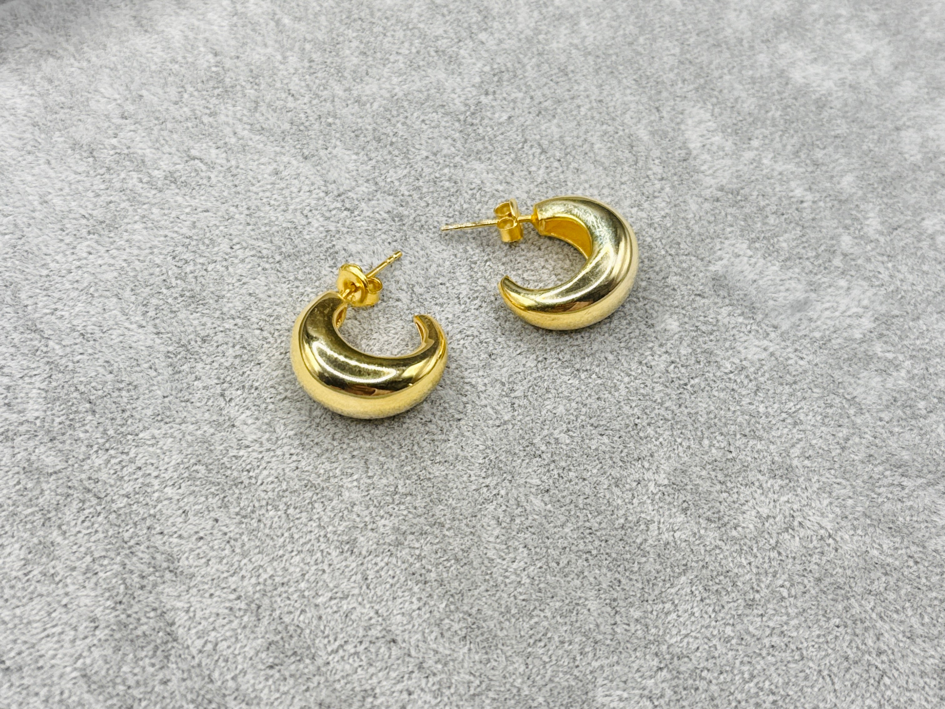 925 Ayar İthal Gümüş Üzeri Altın Kaplama | Luna Küpe