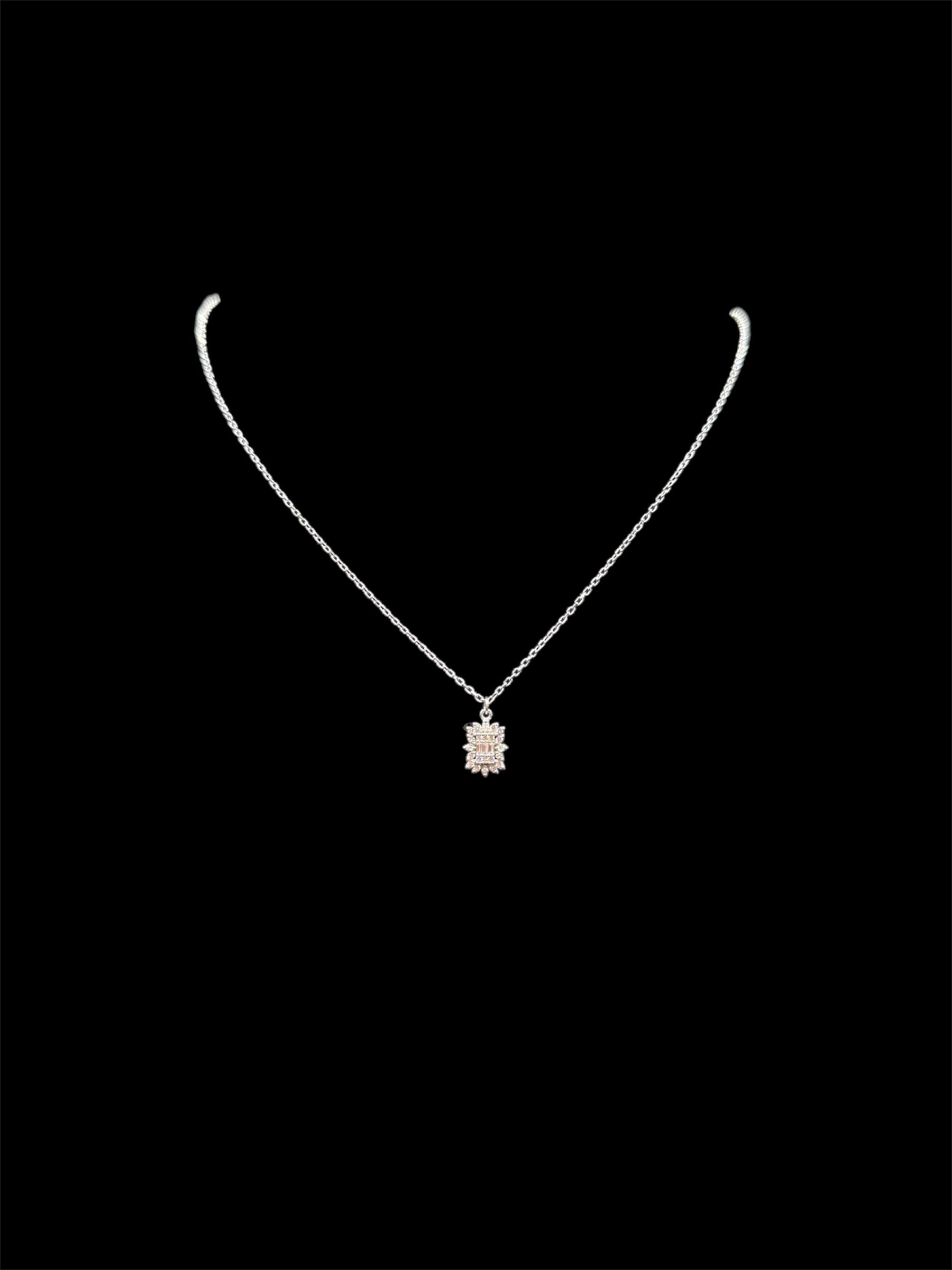 925 Ayar Gümüş Üzeri Altın Kaplama | Baget Çiçek Kolye