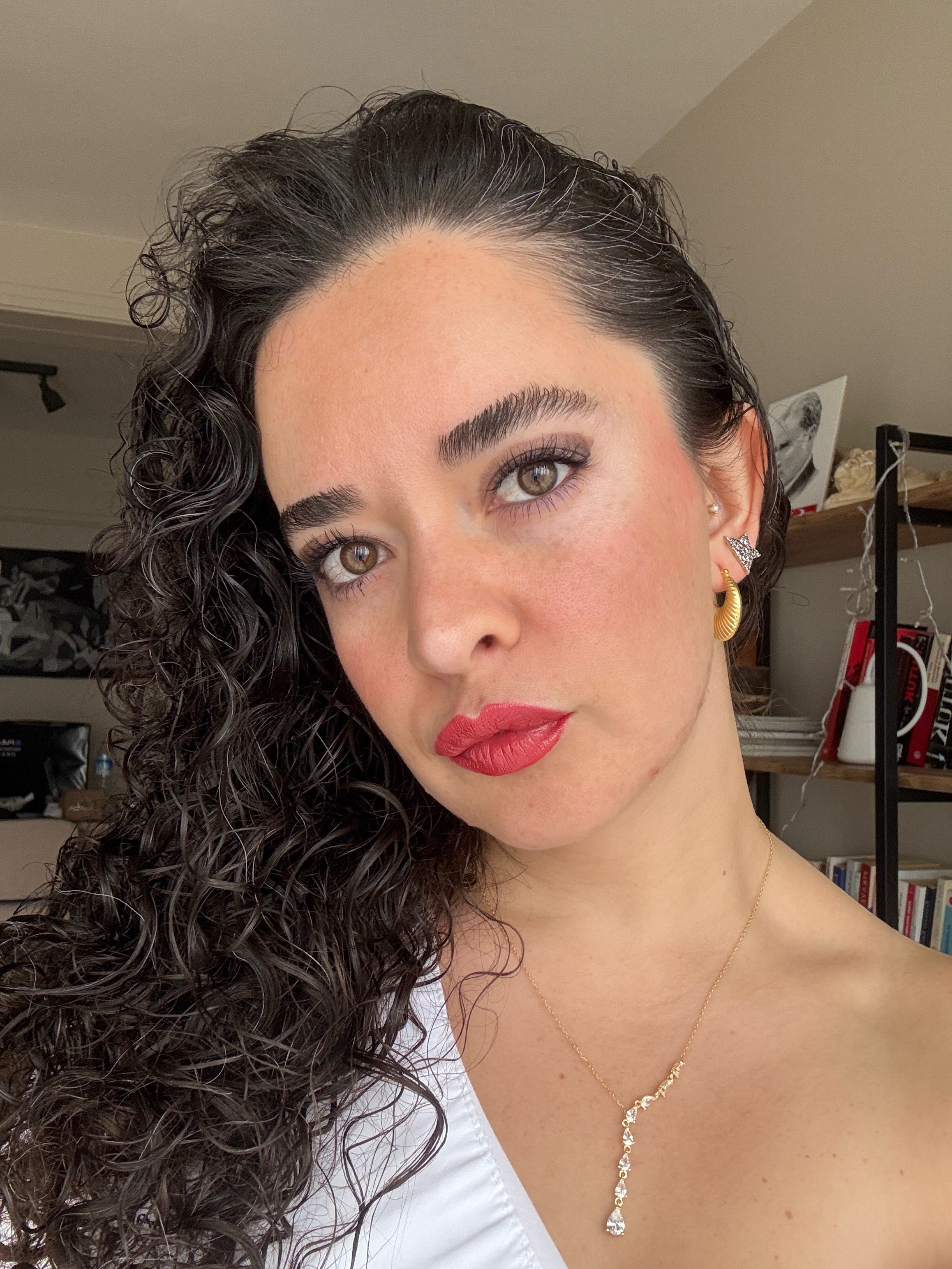 925 Ayar Gümüş Üzeri Altın Kaplama | Işık Damlası Yolu Kolye