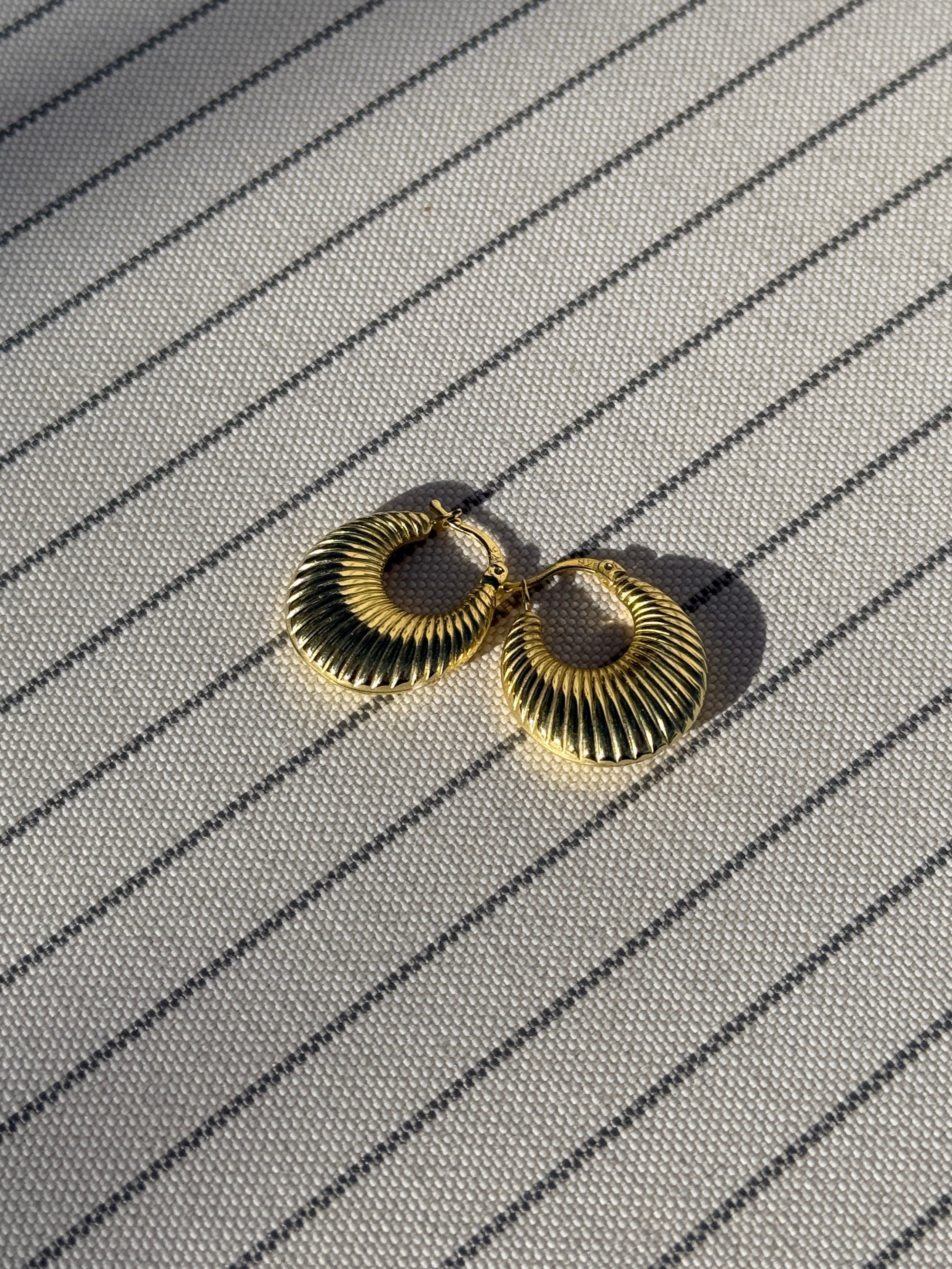 925 Ayar Gümüş Üzeri Altın Kaplama | Vintage Burgu Halka Küpe