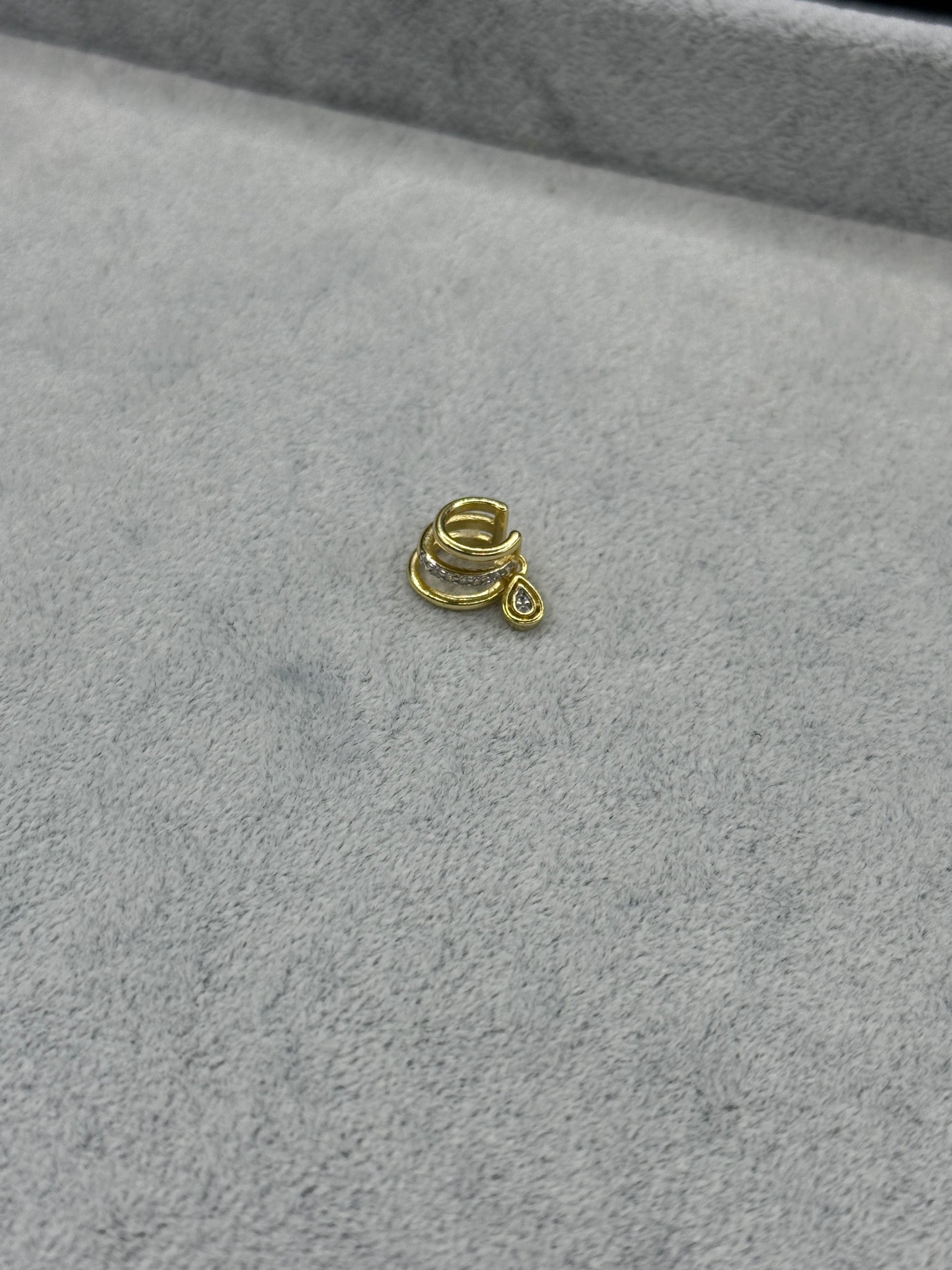 925 Ayar İthal Gümüş Üzeri Altın Kaplama | Düz Halkalı Damla Taşlı Earcuff