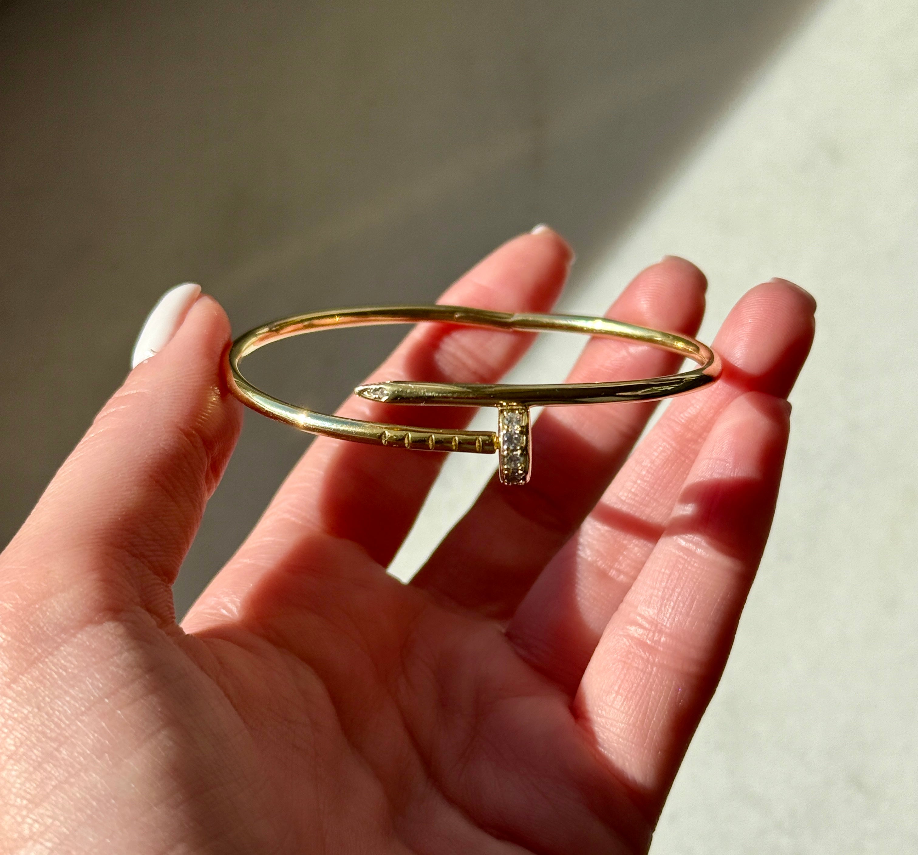 925 Ayar İthal Gümüş Üzeri Altın Kaplama | İthal Marka CRT Mozanit Taşlı Bileklik