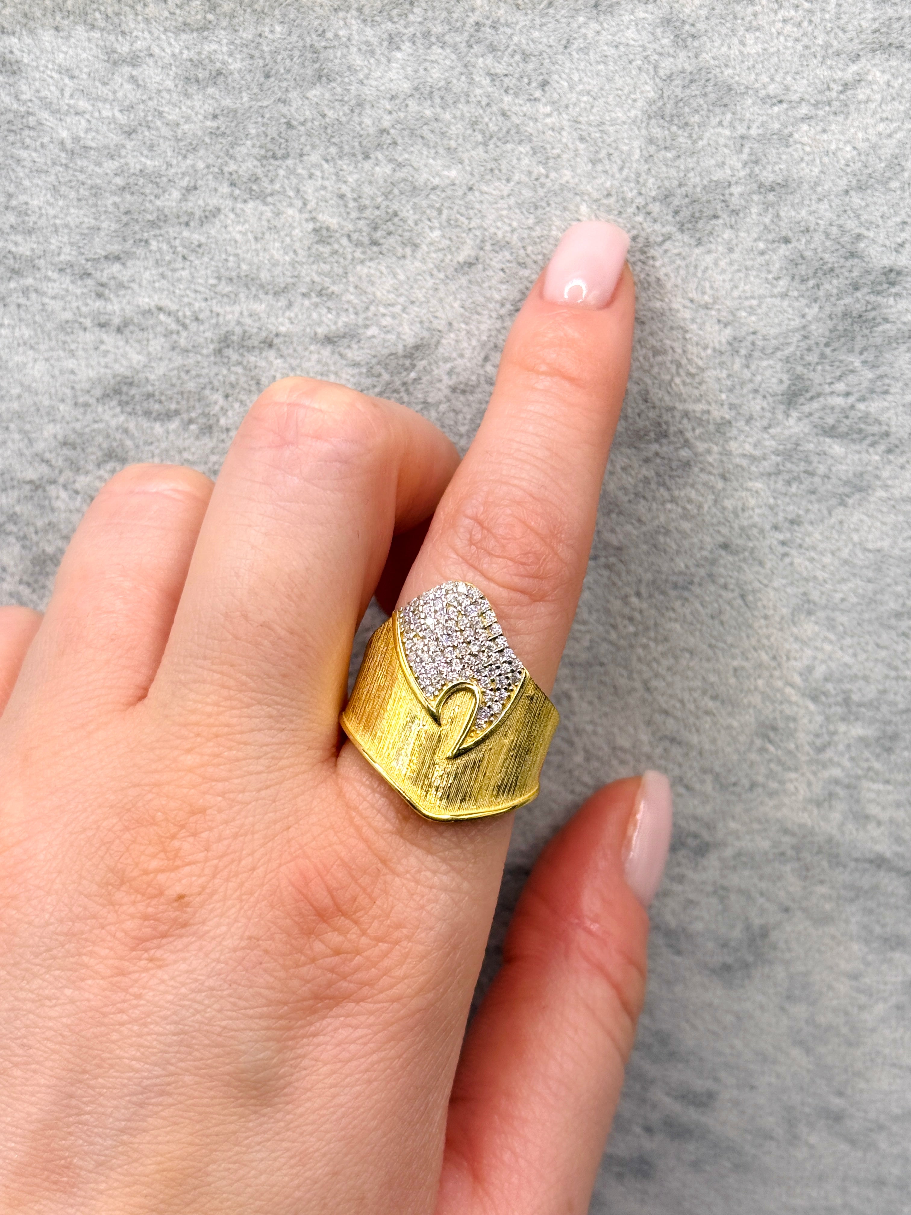 925 Ayar İthal Gümüş Üzeri Altın Kaplama | Mini Kalkan Yüzük