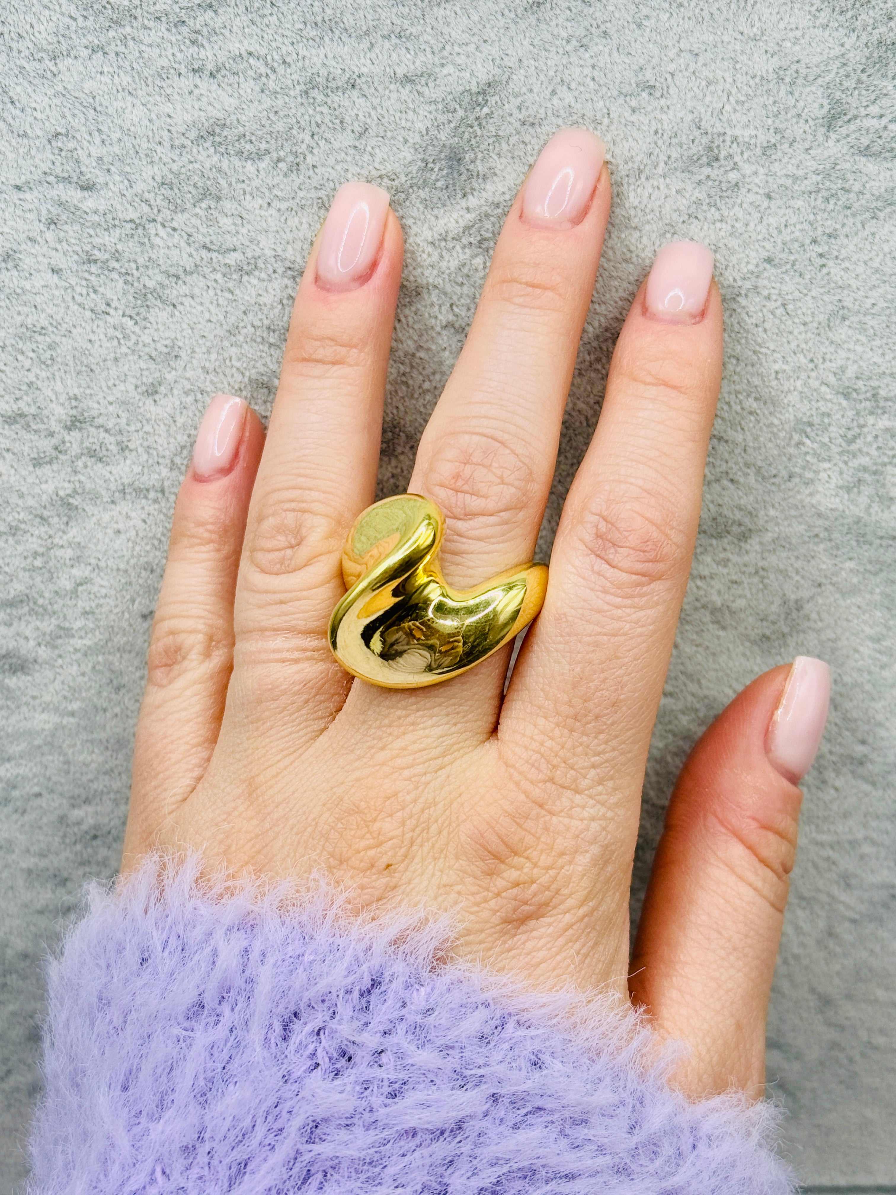 925 Ayar İthal Gümüş Üzeri Altın Kaplama | Nova Yüzük