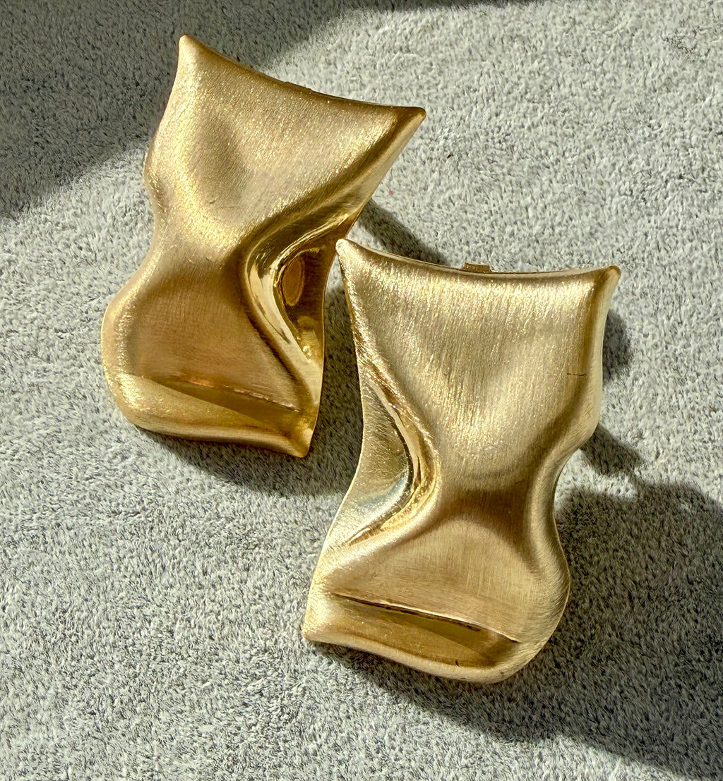 Geometrik Formlu Marka Model Küpe