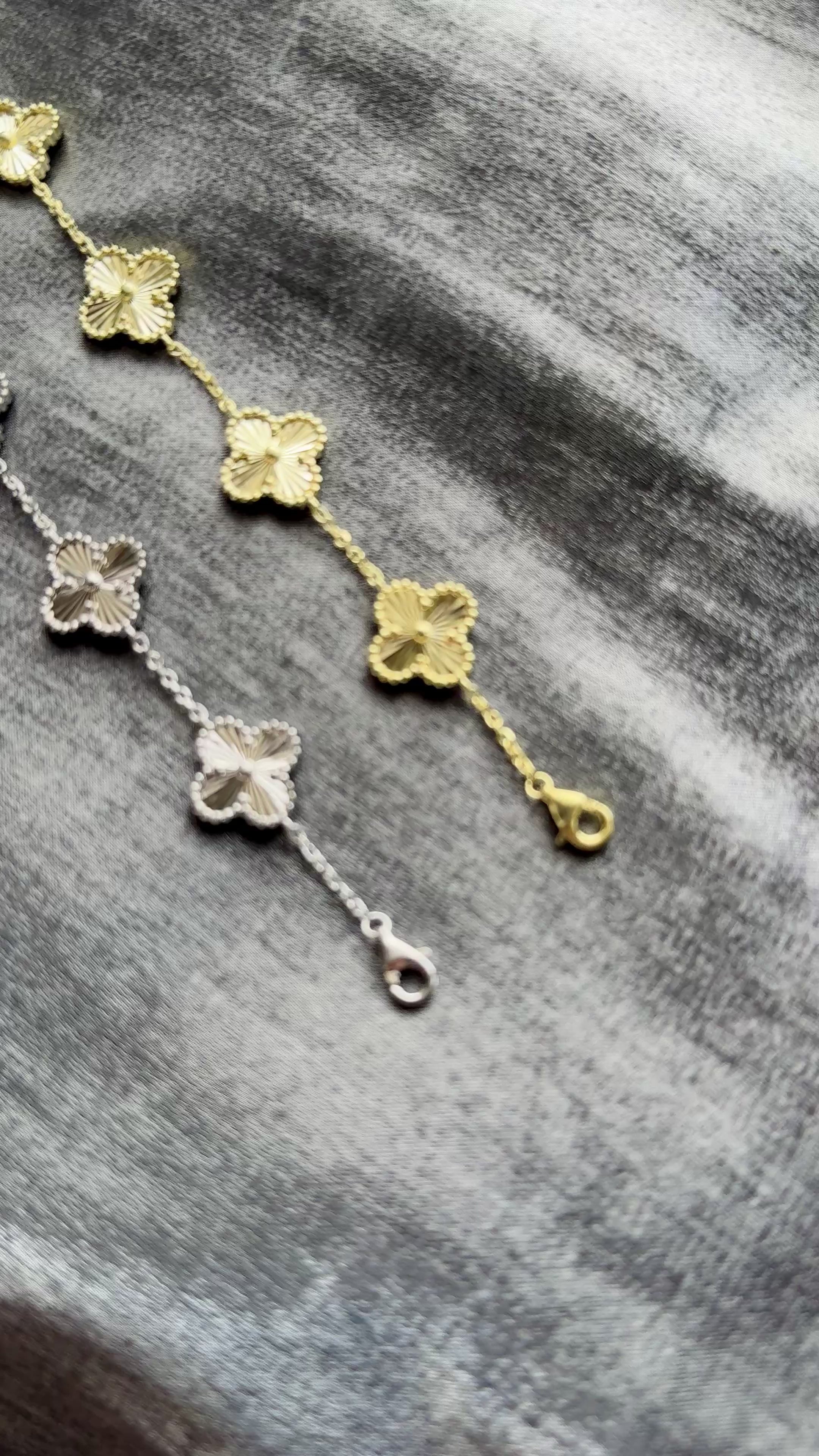 925 Ayar İthal Gümüş Üzeri Altın Kaplama | Marka İthal Silver-Gold Yonca Bileklik